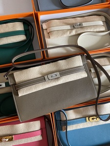 Hermes Handbags 259